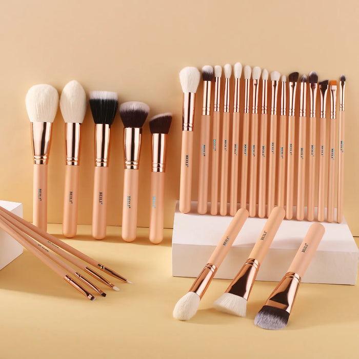 Beili Pink Makeup Brushes Set: High-quality brushes for powder, foundation, blush, and eyeshadow.